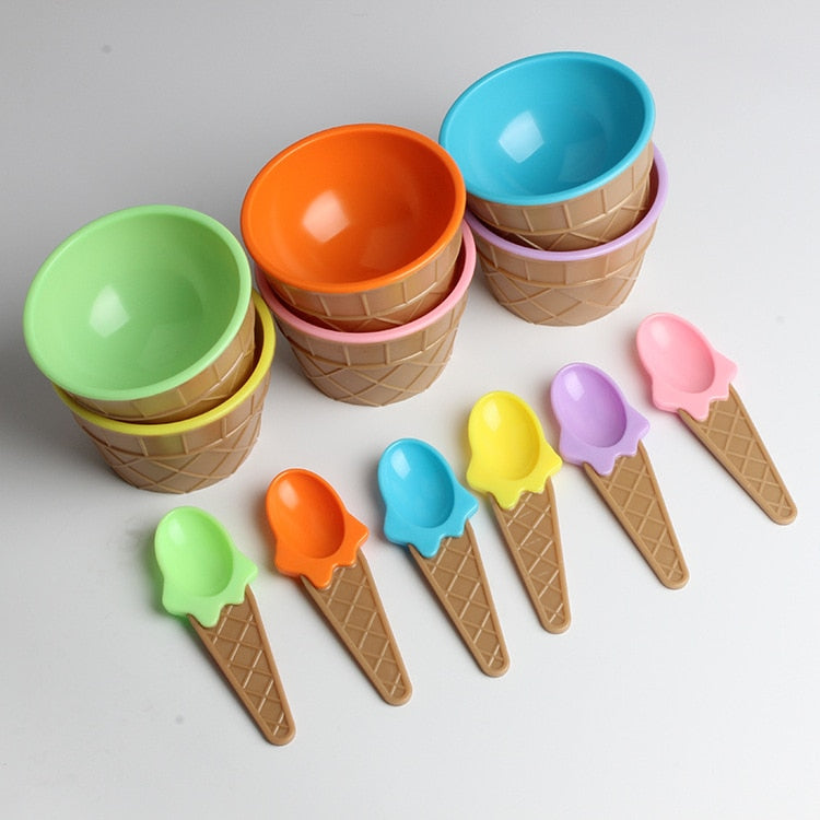Dětské nádobí v provedení zmrzliny
