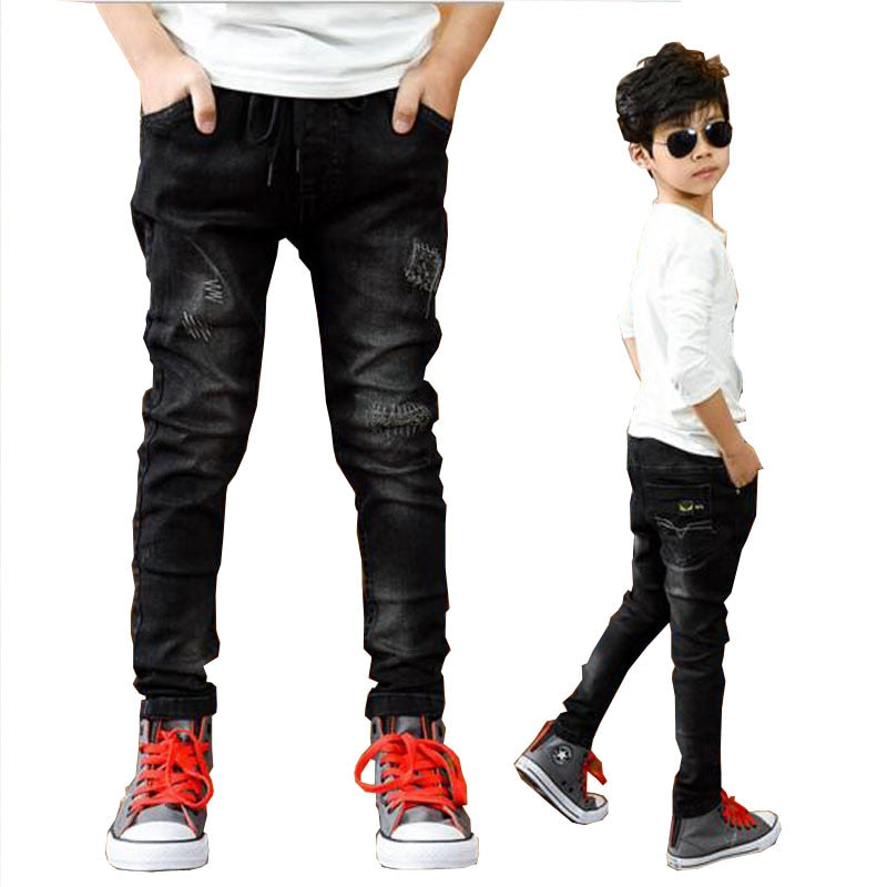 Černé chlapecké džíny